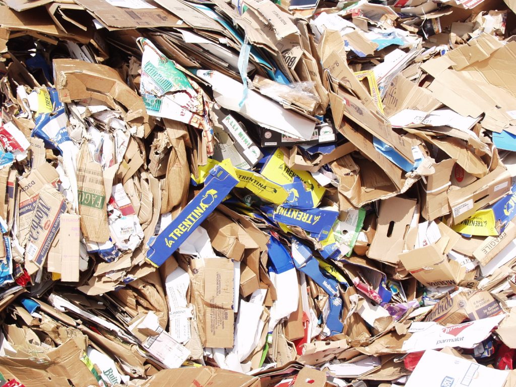 Déchets cartons des entreprises.